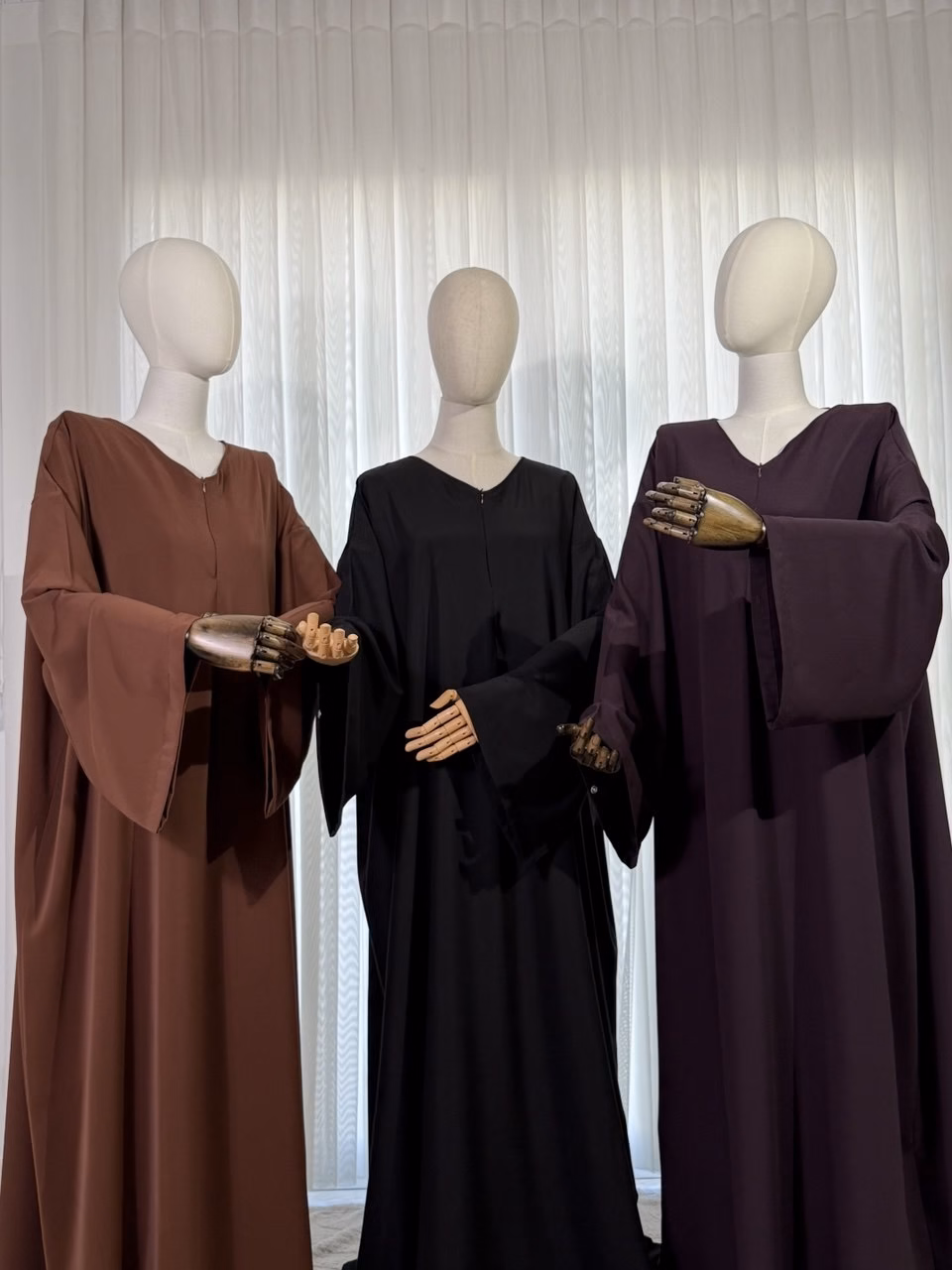 Abaya Fluide Chypre III – camel noir prune noir Abaya Fluide Chypre III - camel noir prune noir